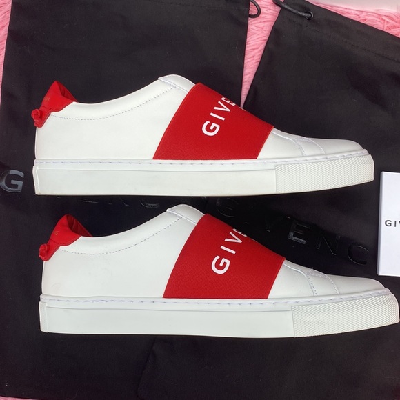 ❤️🤍Givenchy Urban Street Sneaker - Picture 5 of 15